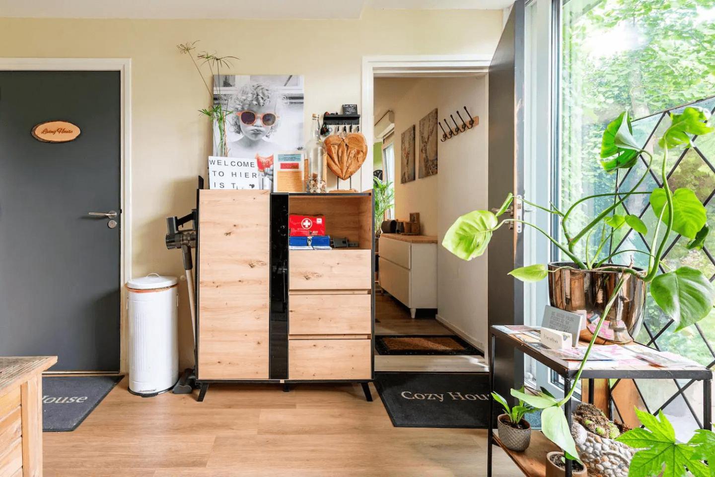 Cozy House - Fietsverhuur, Eigen Keuken En Badkamer Apartment