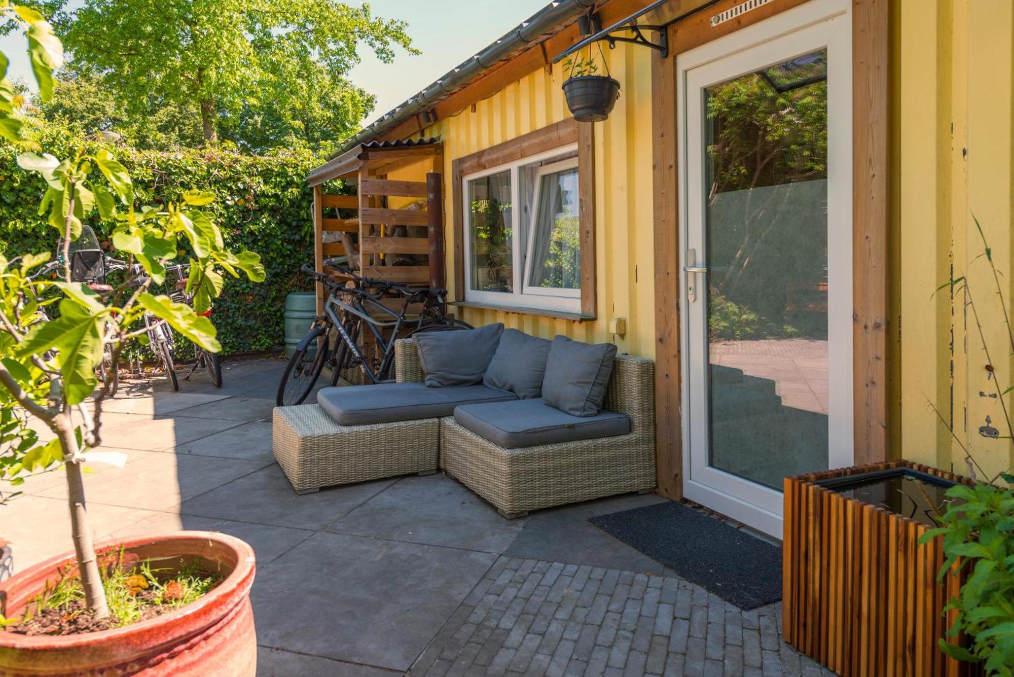 Cozy House - Fietsverhuur, Eigen Keuken En Badkamer Appartamento Nimega