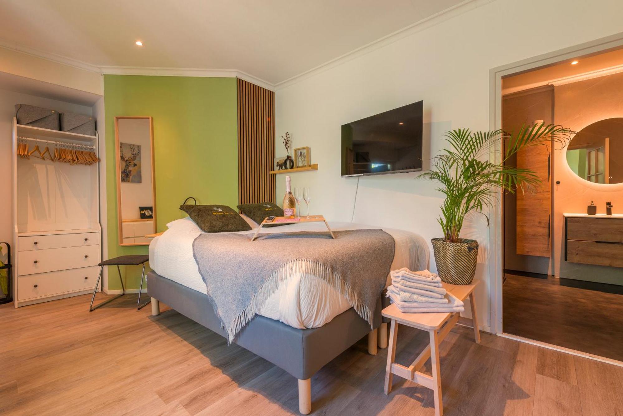 Cozy House - Fietsverhuur, Eigen Keuken En Badkamer Appartamento