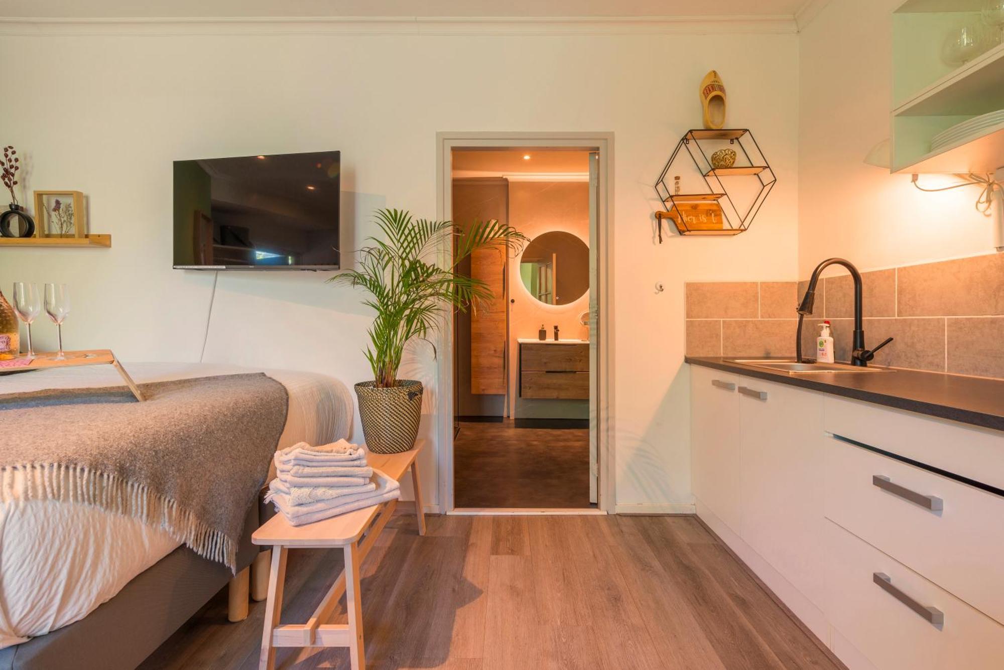 Appartement Cozy House - Fietsverhuur, Eigen Keuken En Badkamer